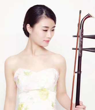 杨悦 中国歌剧舞剧院二胡演奏员,中央音乐学院硕士毕业.